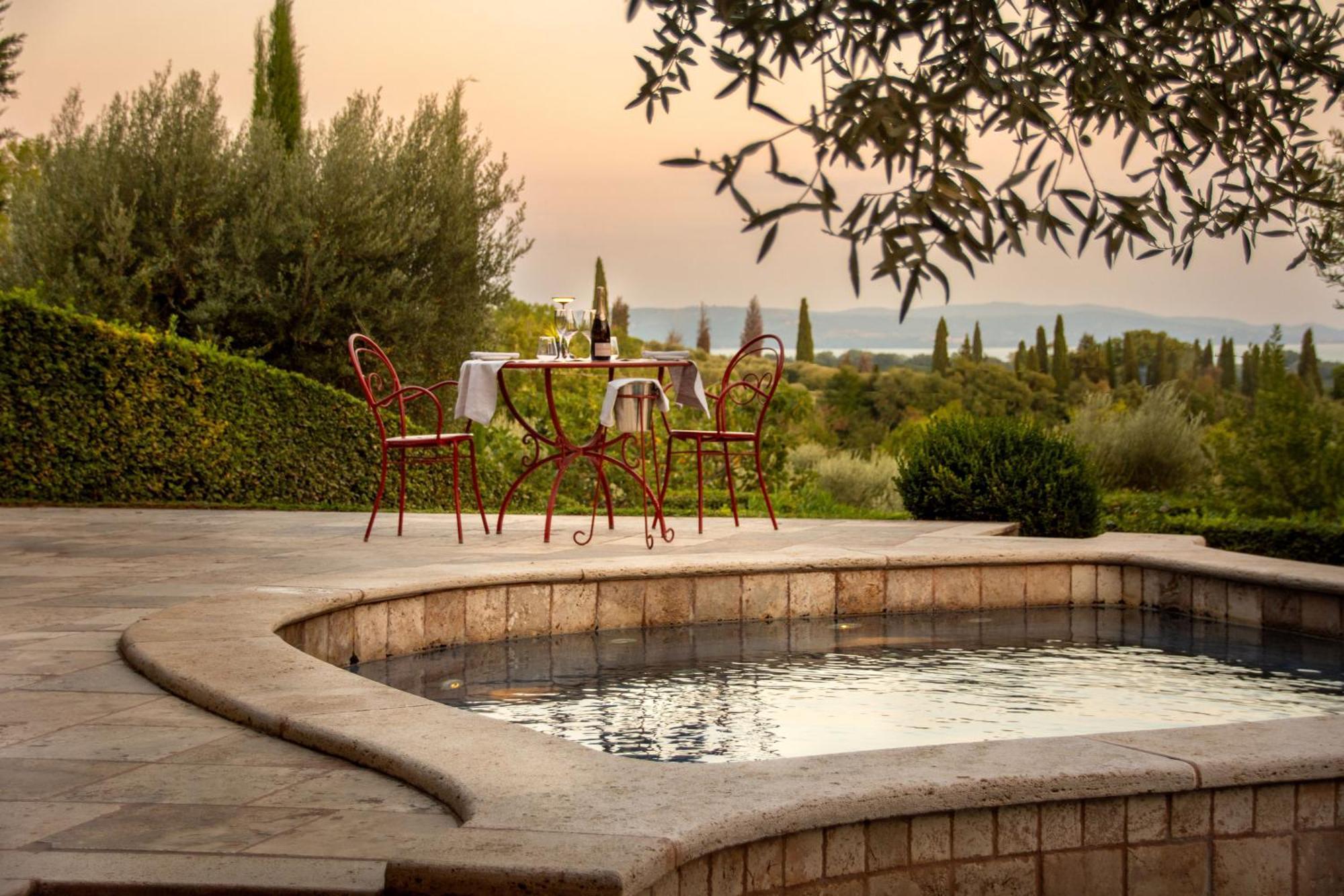 I Capricci Di Merion - Resort & Spa Tuoro sul Trasimeno Dış mekan fotoğraf